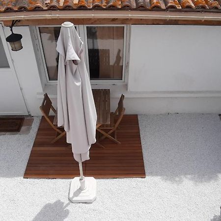 Petit Studio Independant Dans Jardin Avec Parking Et Portail Electrique Марсилия Екстериор снимка